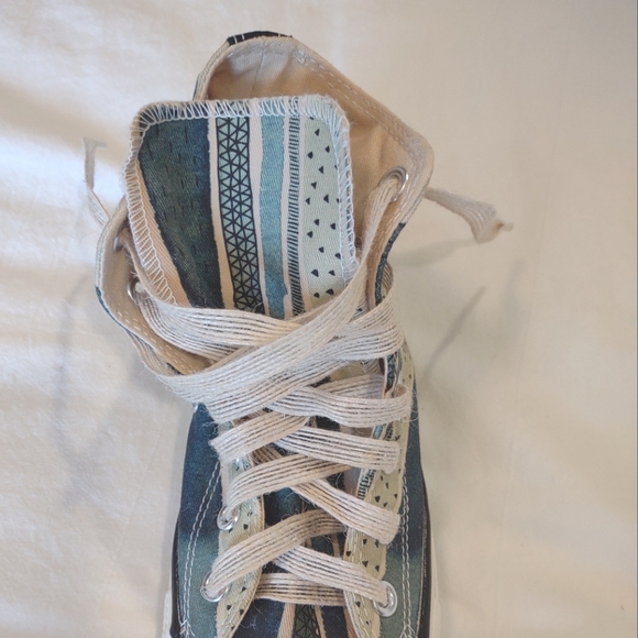 Converse High Top Sneakers - Ivory & Teal/Green Stripes - Women's 7 & 9 - Picture 12 of 15